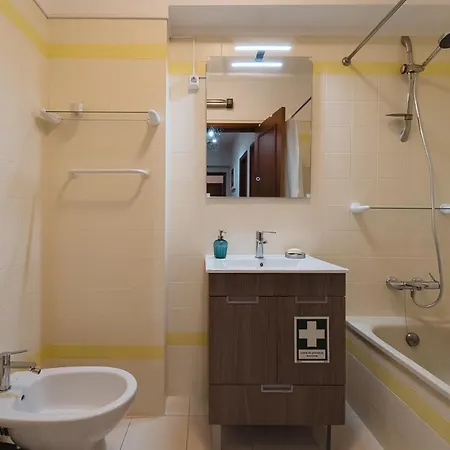 Apartamento Mar Do Pisao - 2 Quartos E Vista Mar Santa Cruz (Oeste)