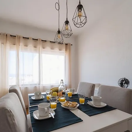 Apartamento Mar Do Pisão - 2 Quartos E Vista Mar Santa Cruz (Oeste)